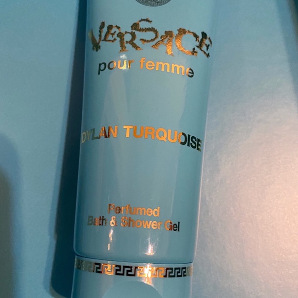 V E R S A C E Dylan Turquoise Eau de toilette spray - Picture 3 of 4